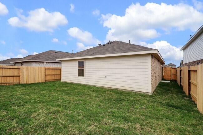 Building Photo - 4134 Zavala Ml St
