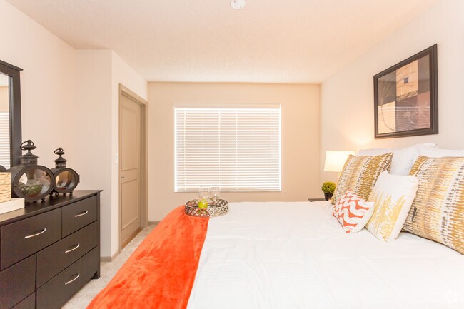 Bedroom - Camden Aventura
