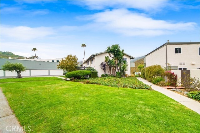 Building Photo - 6216 Tapia Dr