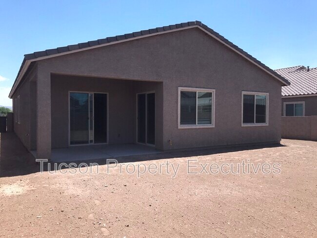 Building Photo - 10918 W Yates Ln