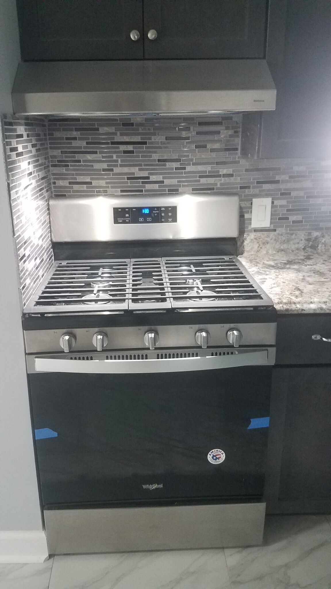 Range - 8892 Jody Ln