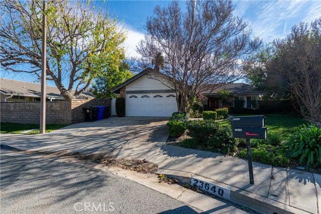 Building Photo - 23640 Vía Calma