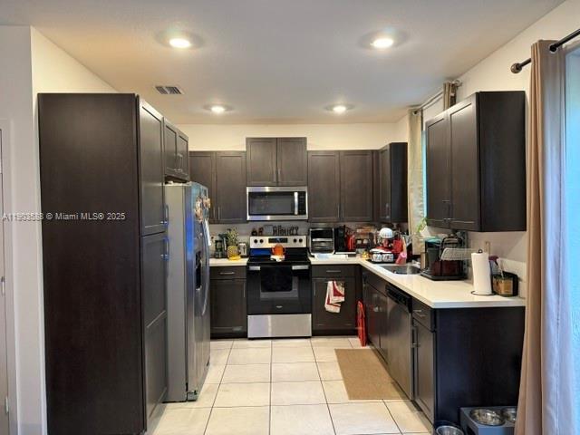 Building Photo - 2357 SE 10th St