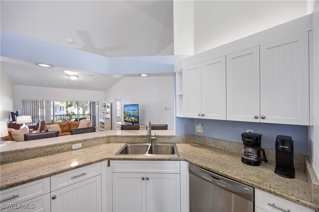 Building Photo - 7050 Barrington Cir