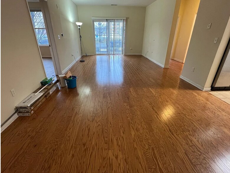 Building Photo - 1314 Sierra Dr