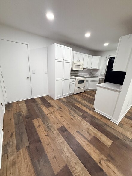 Building Photo - 13517 Zenith Ln