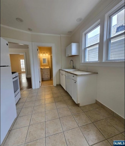 Building Photo - 103 Willow St