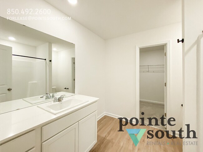 Building Photo - 4631 Carlstrom Ln