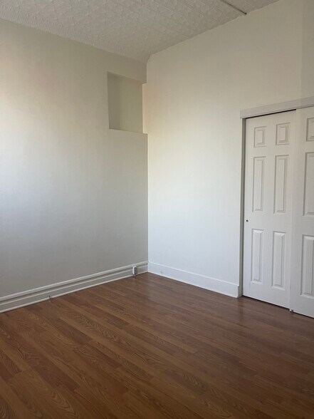 Building Photo - 6644 Gravois Ave