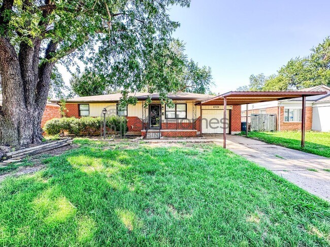 Building Photo - 4722 SE 27th St