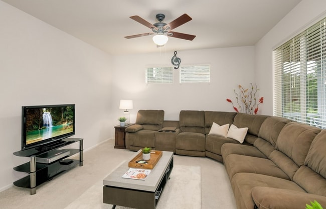 Building Photo - Great Home For Rent