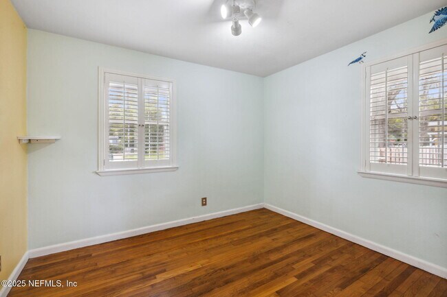 Building Photo - 8056 Catawba Dr