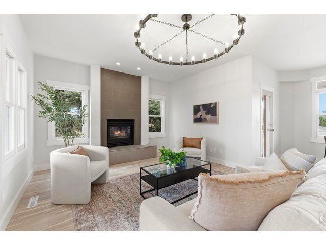 Building Photo - 7766 Park Ridge Cir