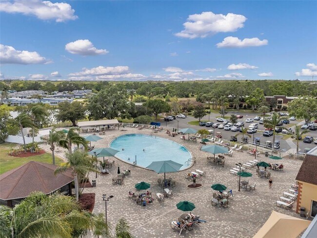 Building Photo - 1801 Bedford Terrace