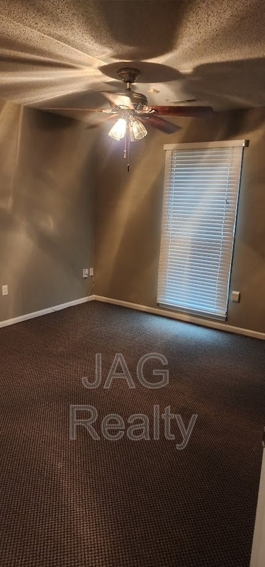 Building Photo - 4323 Chadwell Ln