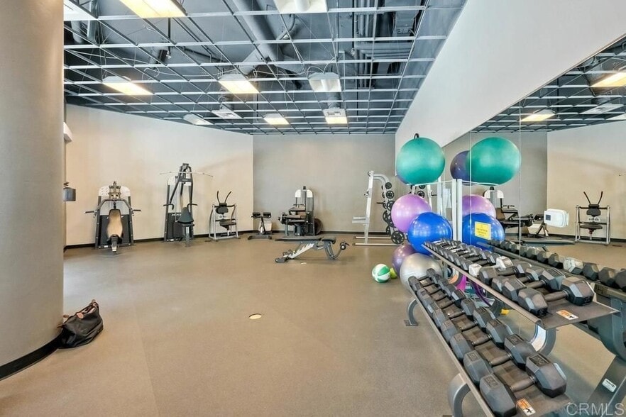 Building Photo - 206 Park Blvd