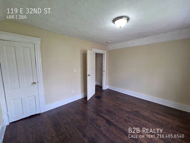 Building Photo - 119 E 32nd St