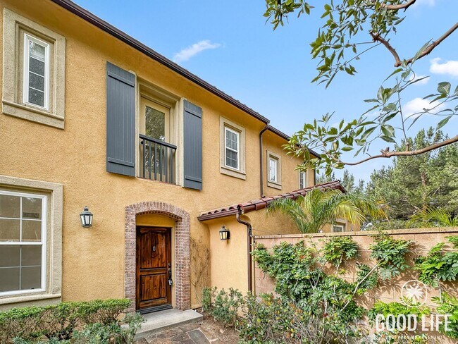 Building Photo - Highly Desired Irvine Living | 3-Bed, Office, Gated Community