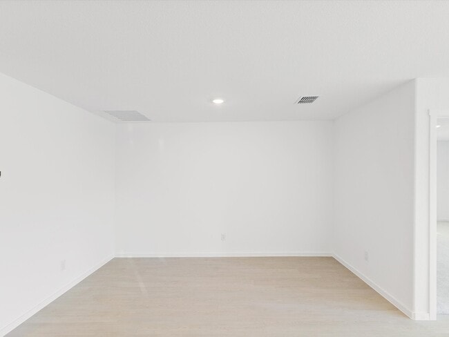 Building Photo - 1609 Baugh St