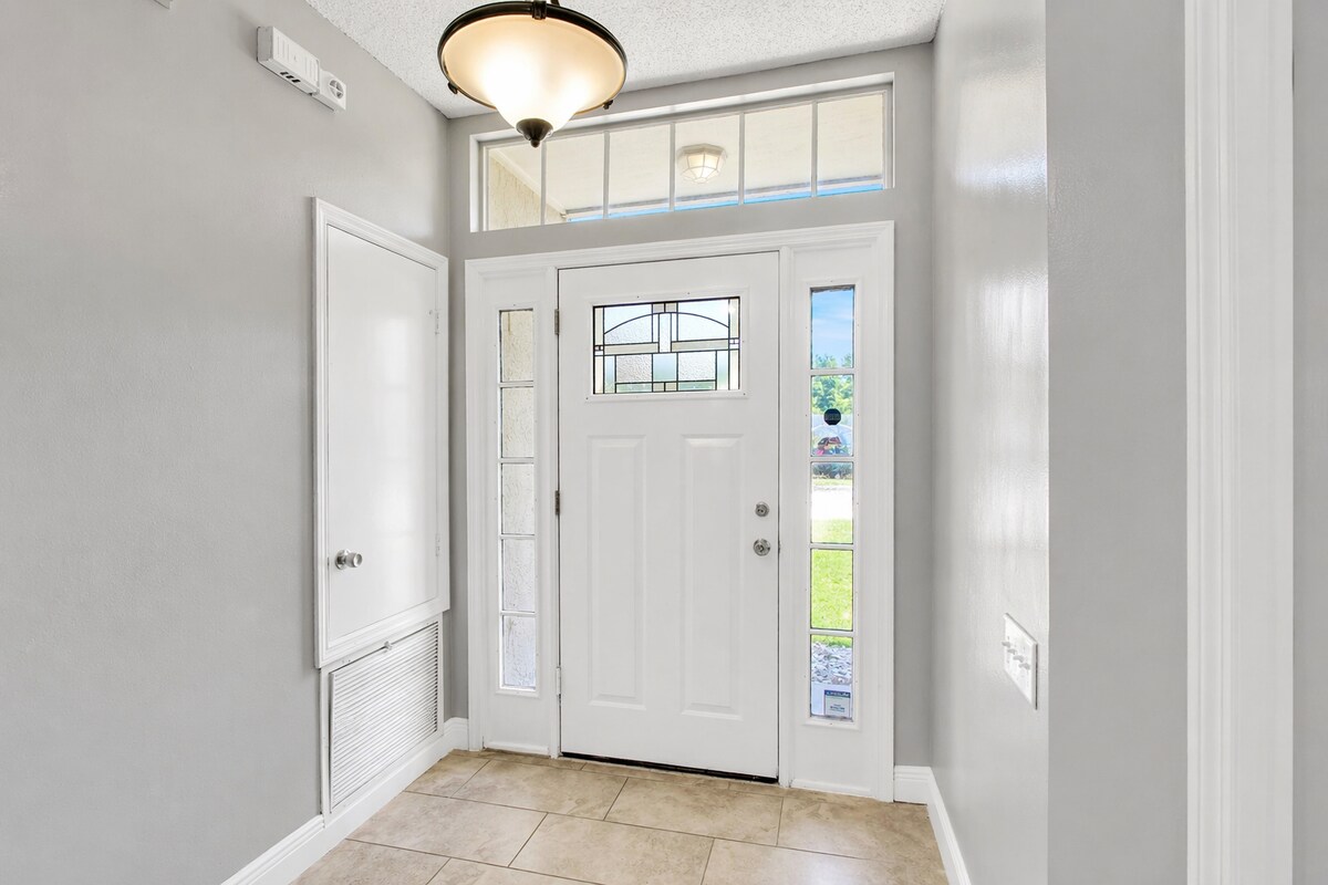 Building Photo - 2384 Roanoke Ct