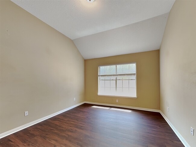 Building Photo - 17302 Lonesome Dove Trail