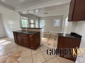 Building Photo - LARGE WESTSIDE FULLY REHABBED HOME -  3 be...