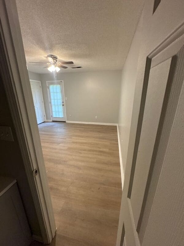 Building Photo - 5832 Ashridge Pl