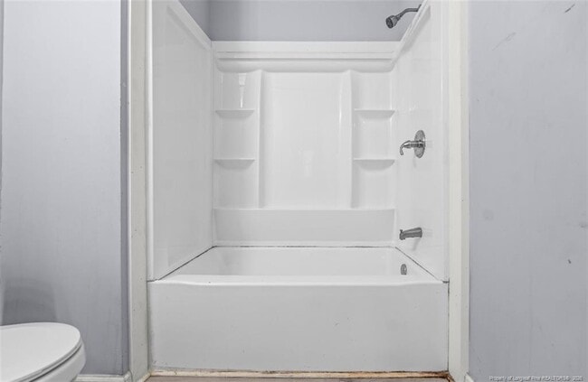 Building Photo - 313 S Racepath St