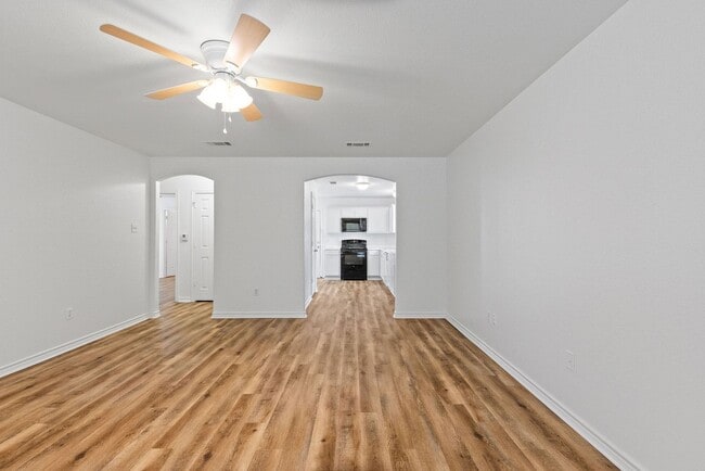 Building Photo - 1412 Hemphill St