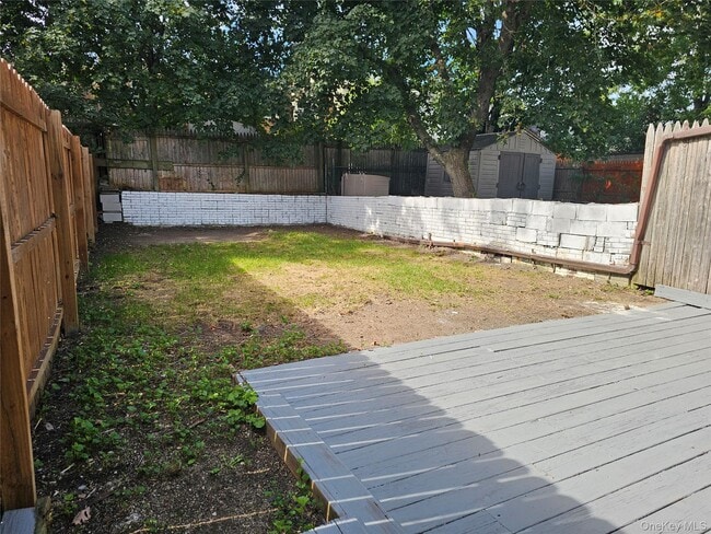 Building Photo - 407 Saracino Dr