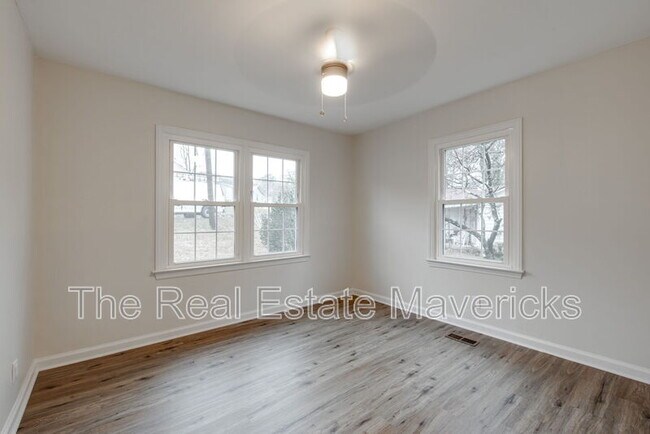 Building Photo - 810 Caldonia St