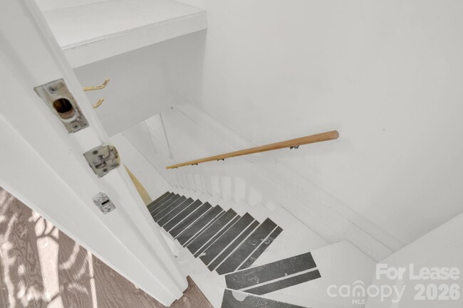 Building Photo - 408 Wilby Dr