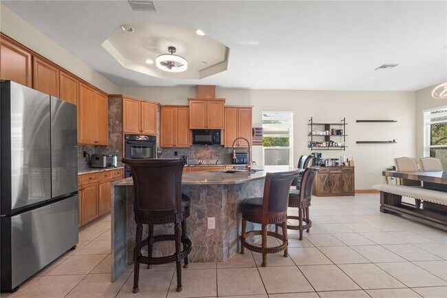 Building Photo - 10206 Shooting Star Ct