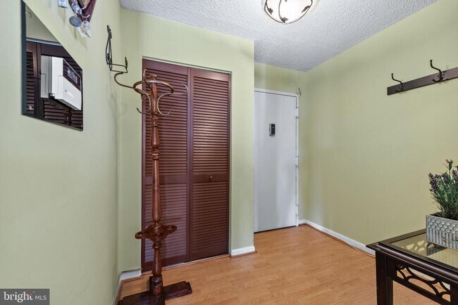 Building Photo - 205 E Joppa Rd