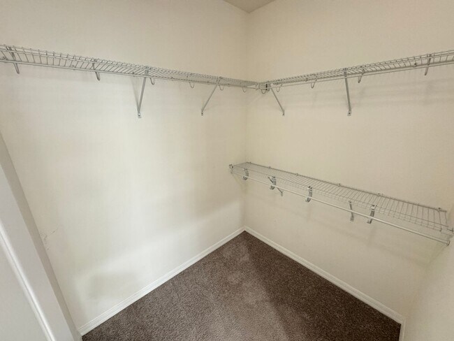 Building Photo - $300 off of a month of rent!! Experience the Epitome of Lakeside Luxury Living — For Rent in Narc...