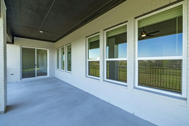 Building Photo - 112 Oakley Pass