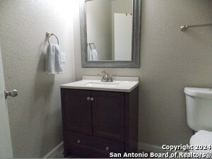 Building Photo - 4122 St Charles Bay