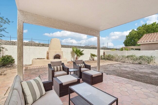 Building Photo - 14261 N 101st St