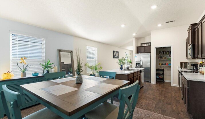 Building Photo - 6021 Bucking Bronco Dr