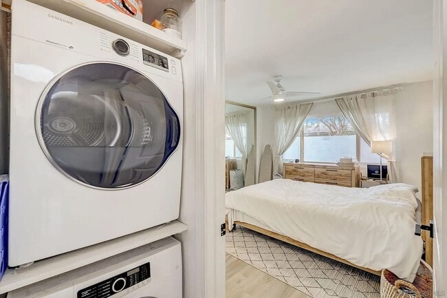 Building Photo - 2BD/2BA Condo in the heart of Escondido - ...