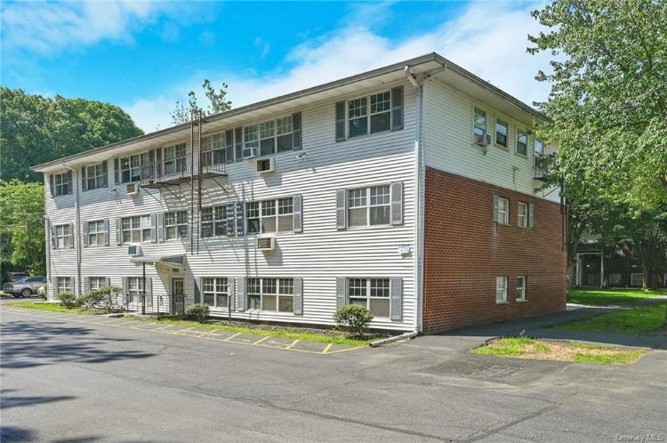 2806 Barclay Manor Newburgh Ny Apartment Finder