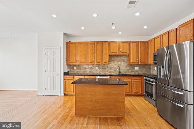 Building Photo - 9939 Fragrant Lilies Way