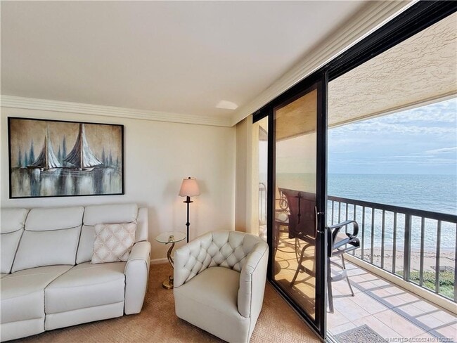 Building Photo - 9500 S Ocean Dr