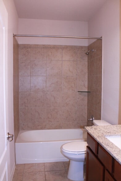 Building Photo - 1027 Aurora Grove Bnd