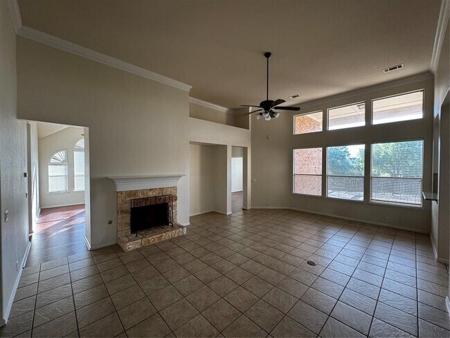 Building Photo - 136 Wild Plum Way