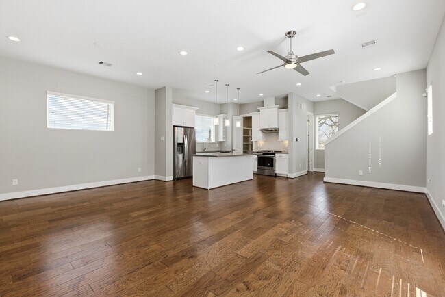 Building Photo - 1222 Upton St