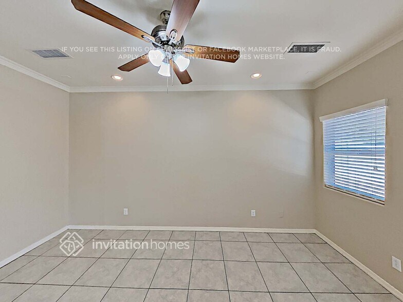 Building Photo - 18616 W Mission Ln