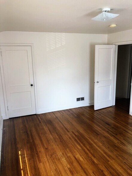 Building Photo - 2617 Hunt St