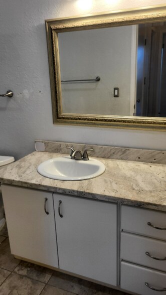 Building Photo - 535 Pierce St