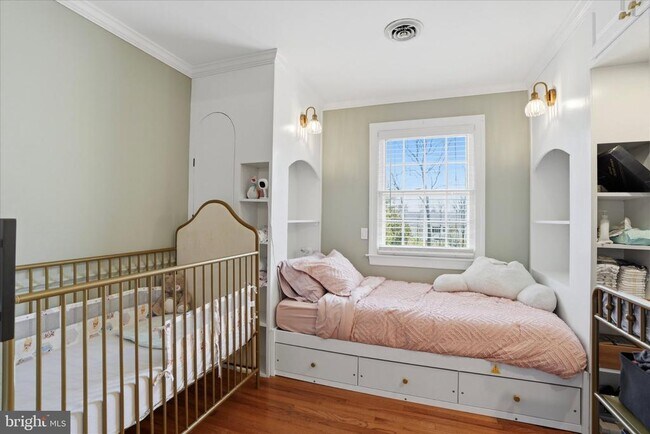 Building Photo - 1551 Duxbury Ct